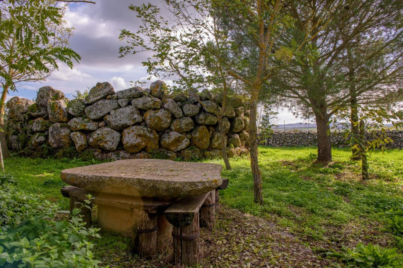 Agriturismo Nuragh'Elighe Sindia Εξωτερικό φωτογραφία